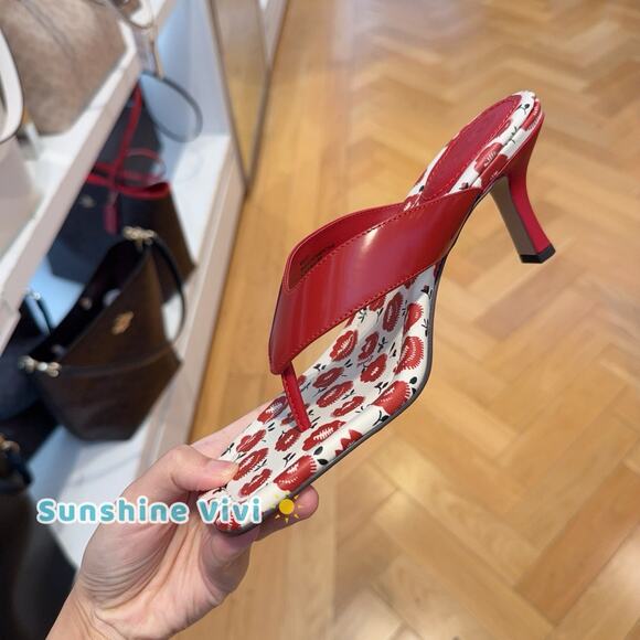 NEW COACH Women's Thong Kitten Heel With Floral Print Bold Red CBM86 US 5.5 - Picture 2 of 8